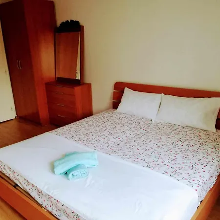 Old Town With Free Parking Apartman